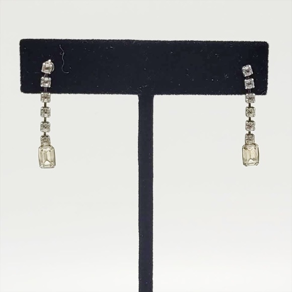 Vintage Crystal Drop Earrings - Picture 1 of 3